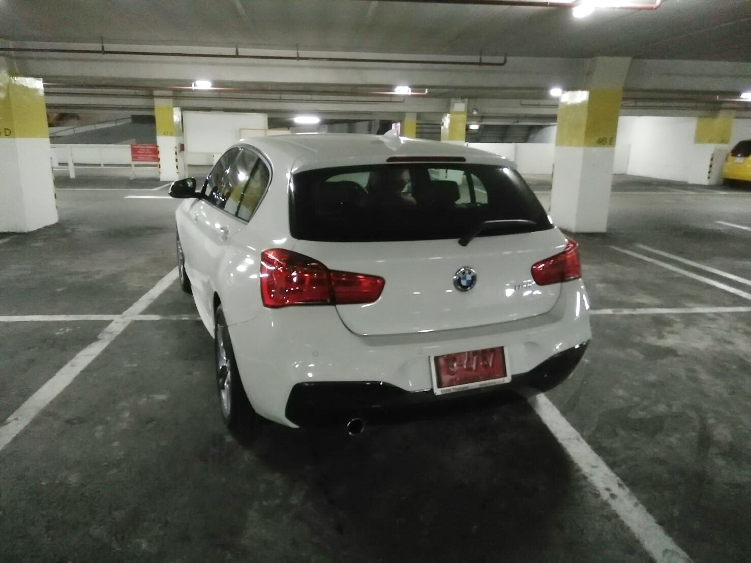 BMW010459 6